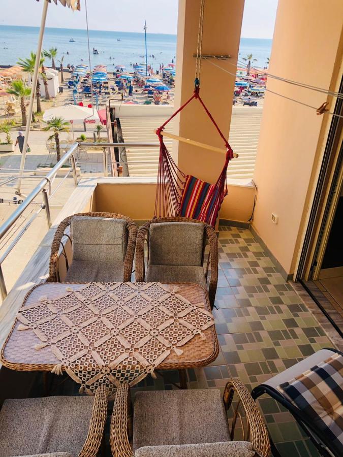 Teuta Apartment Дуррес Екстер'єр фото