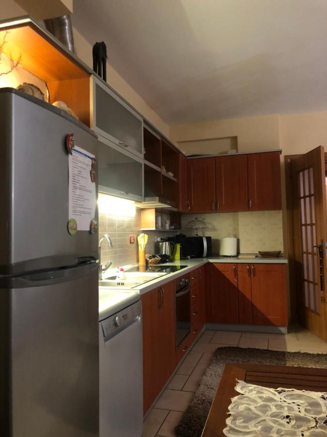 Teuta Apartment Дуррес Екстер'єр фото