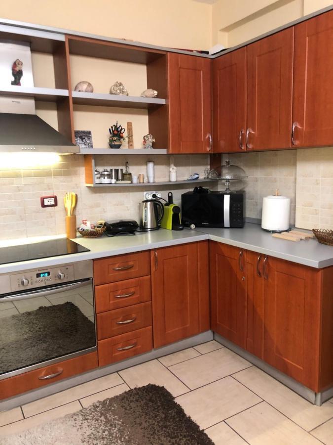 Teuta Apartment Дуррес Екстер'єр фото