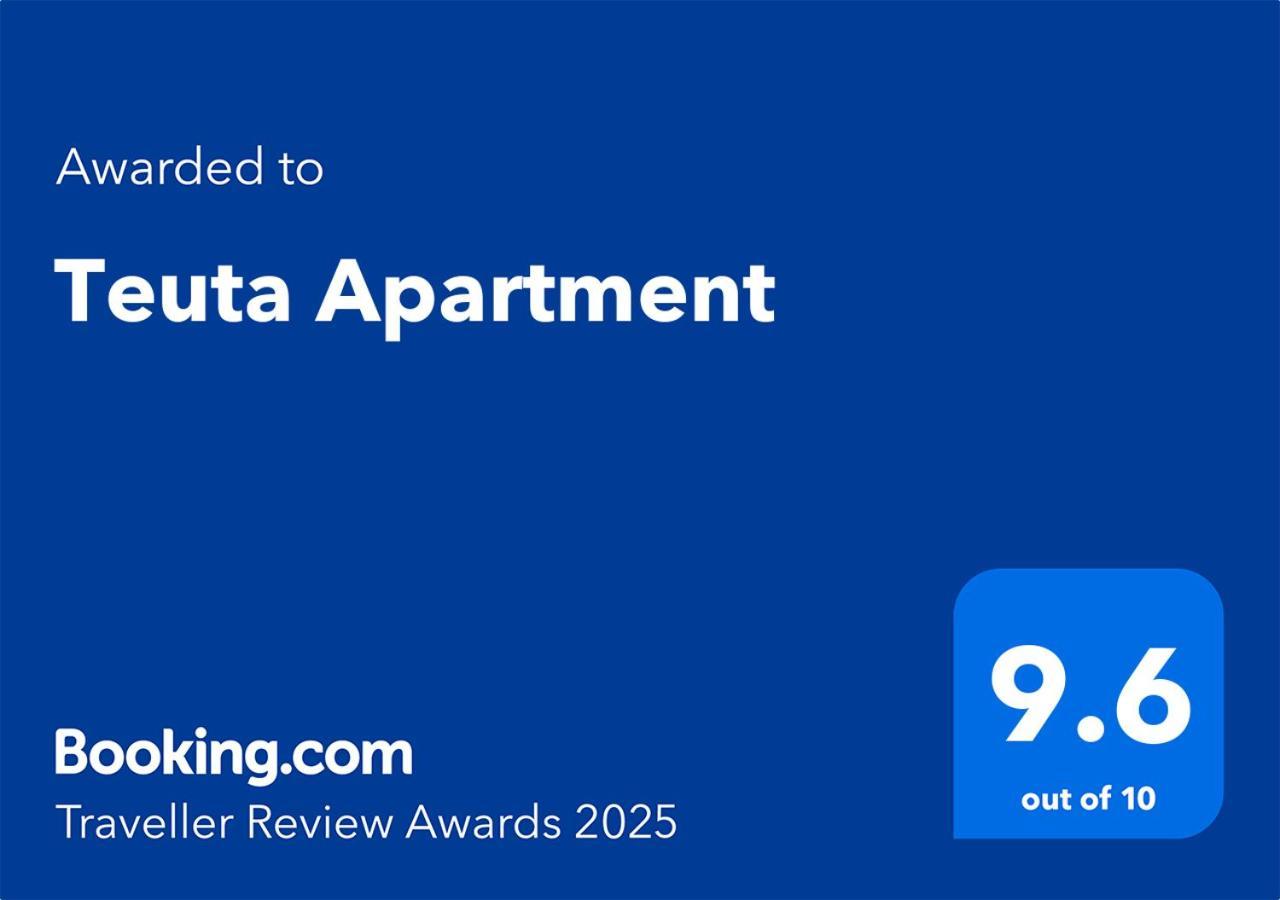 Teuta Apartment Дуррес Екстер'єр фото